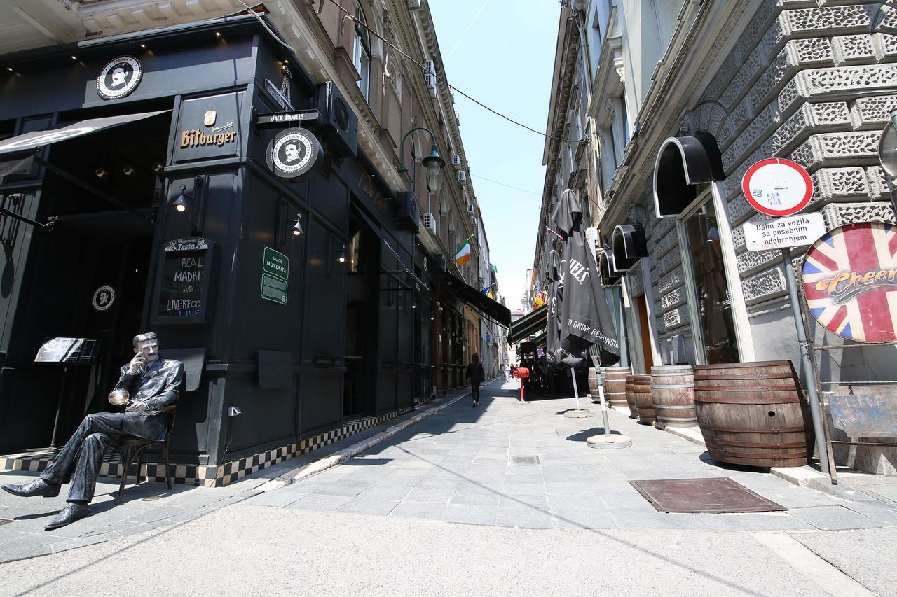 Modern Studio For 3 People In The Heart Of The City Center Sarajevo Exterior photo